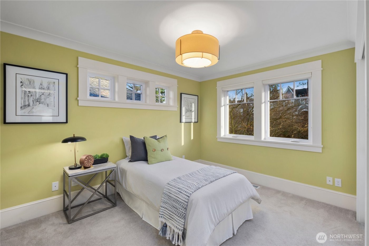 426 Smith Street , Seattle, WA 98109