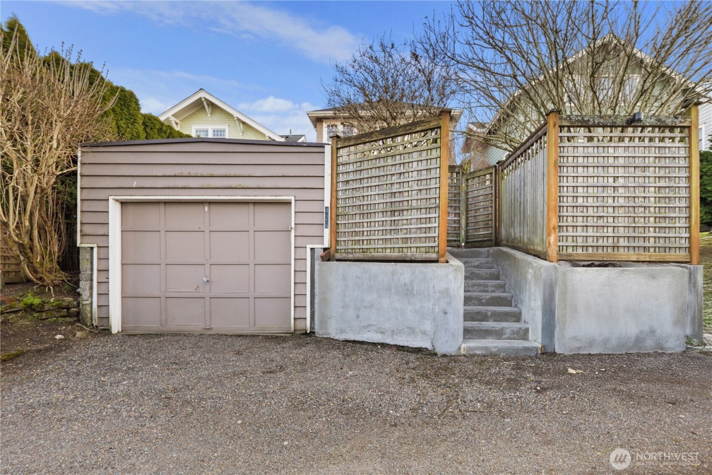 426 Smith Street , Seattle, WA 98109