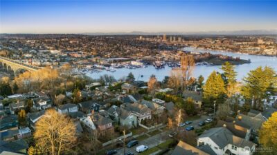 426 Smith Street , Seattle, WA 98109 - Photo 4