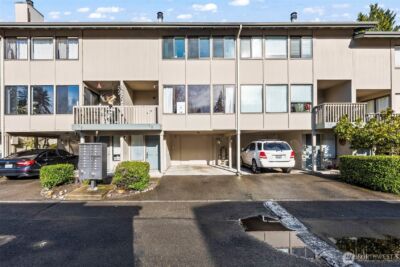 17303 Spanaway Loop Road S #18, Spanaway, WA 98387