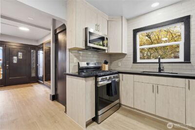 5506 5th Avenue NW, Seattle, WA 98017 - Photo 13