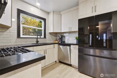 5506 5th Avenue NW, Seattle, WA 98017 - Photo 15