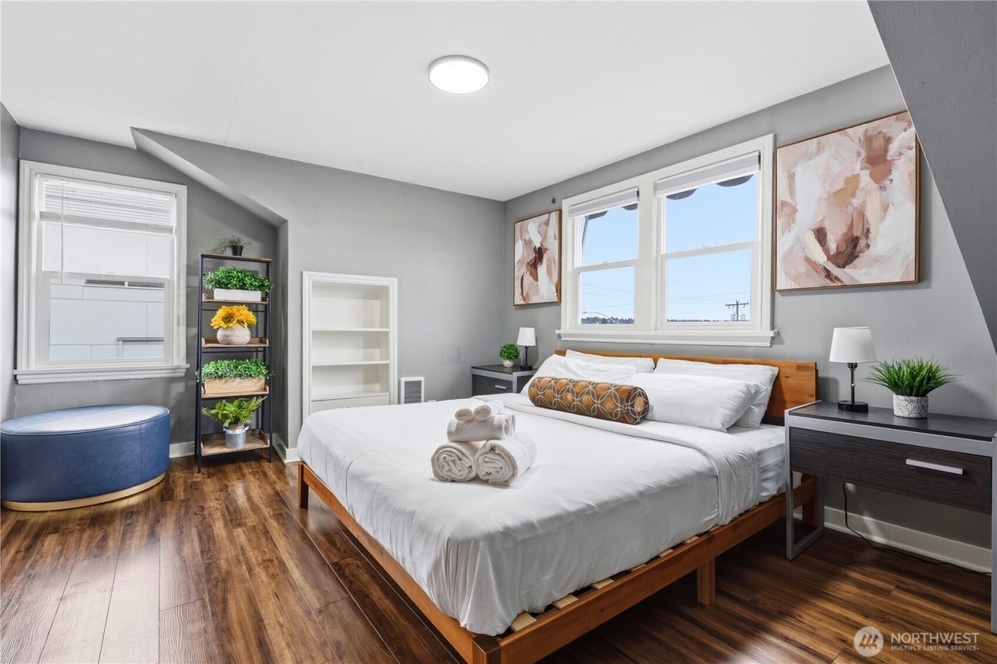 5506 5th Avenue NW, Seattle, WA 98017