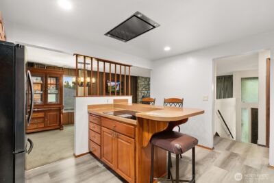 10411 57th Avenue S, Seattle, WA 98178 - Photo 9