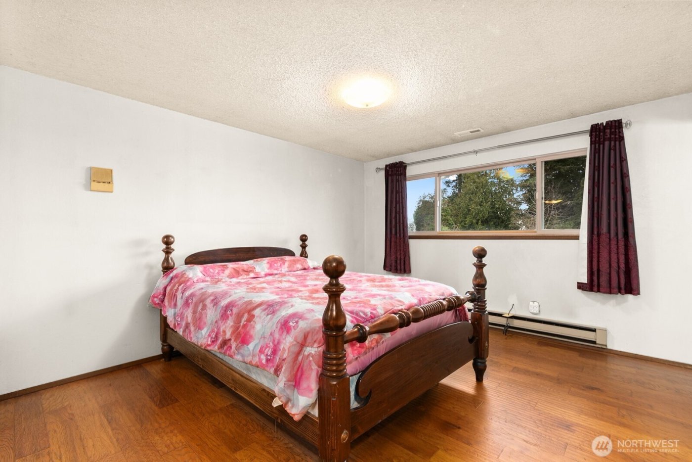 10411 57th Avenue S, Seattle, WA 98178