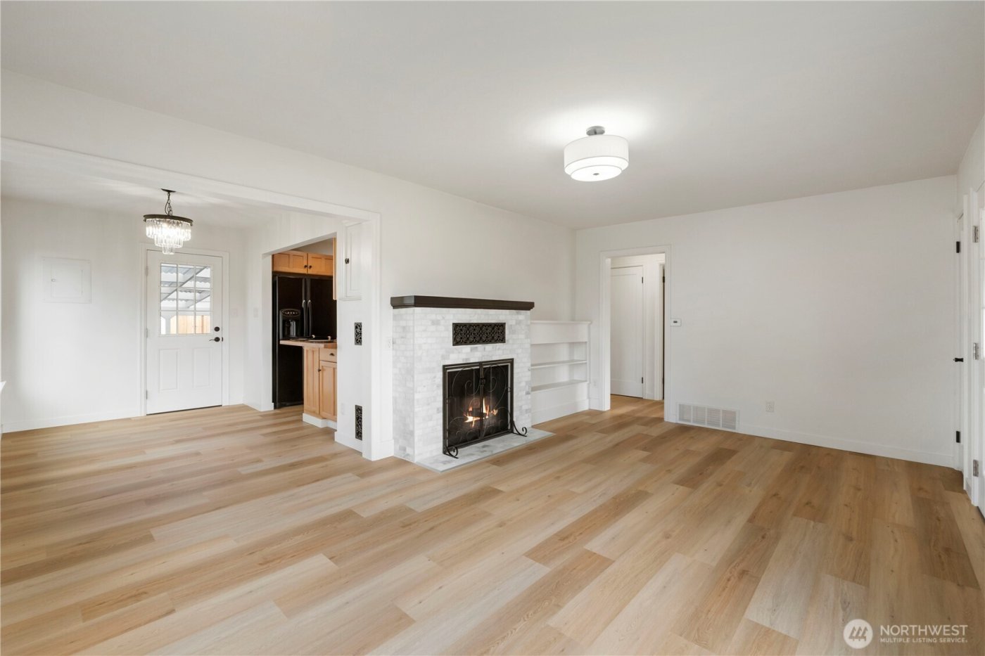 319 4th Avenue SE, Puyallup, WA 98372