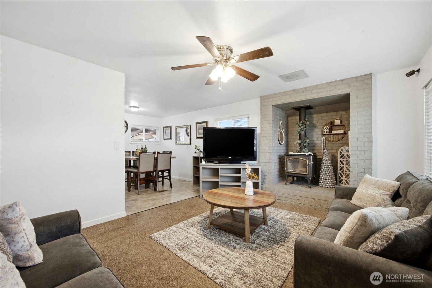 1715 N 15th Avenue , Pasco, WA 99301