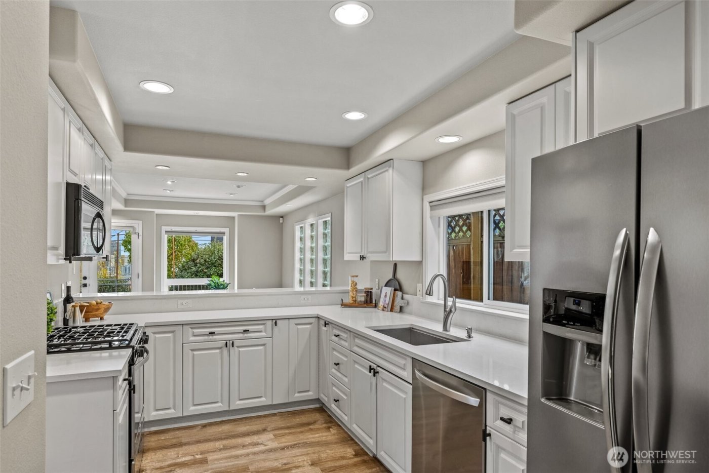 1203 5th Avenue N, Seattle, WA 98109