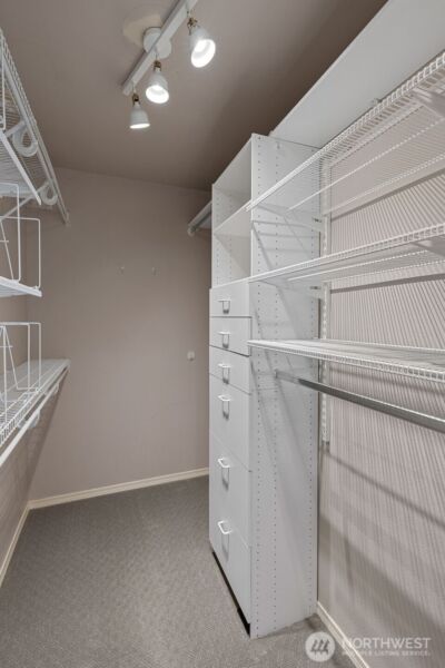 1203 5th Avenue N, Seattle, WA 98109 - Photo 17