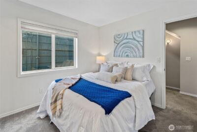 1203 5th Avenue N, Seattle, WA 98109 - Photo 20