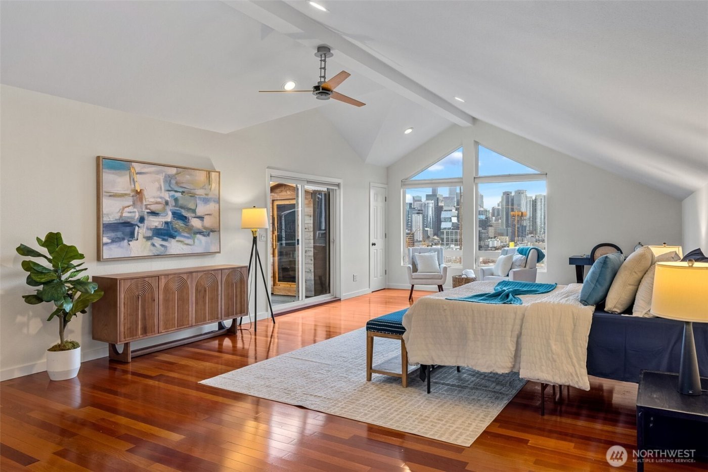 1203 5th Avenue N, Seattle, WA 98109