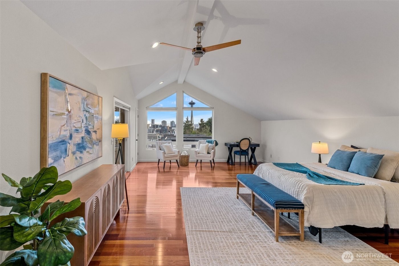 1203 5th Avenue N, Seattle, WA 98109