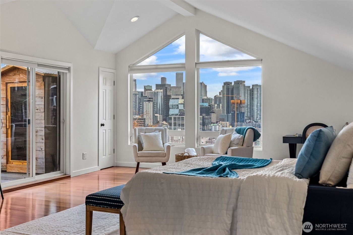 1203 5th Avenue N, Seattle, WA 98109