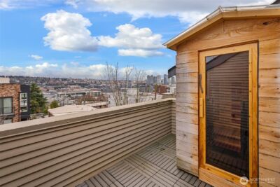 1203 5th Avenue N, Seattle, WA 98109 - Photo 32