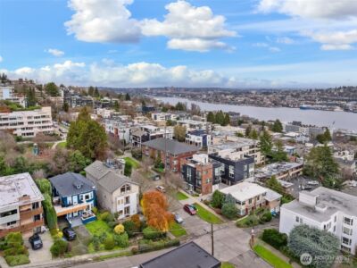 1203 5th Avenue N, Seattle, WA 98109 - Photo 39