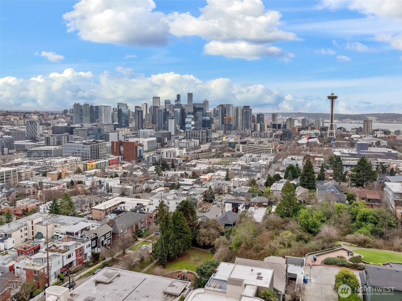 1203 5th Avenue N, Seattle, WA 98109