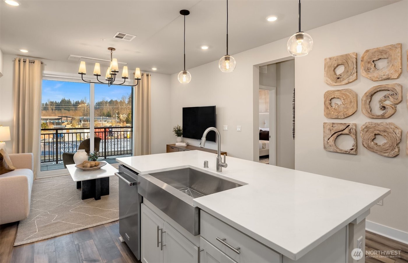 6901 NE 184th Lane #110, Kenmore, WA 98028