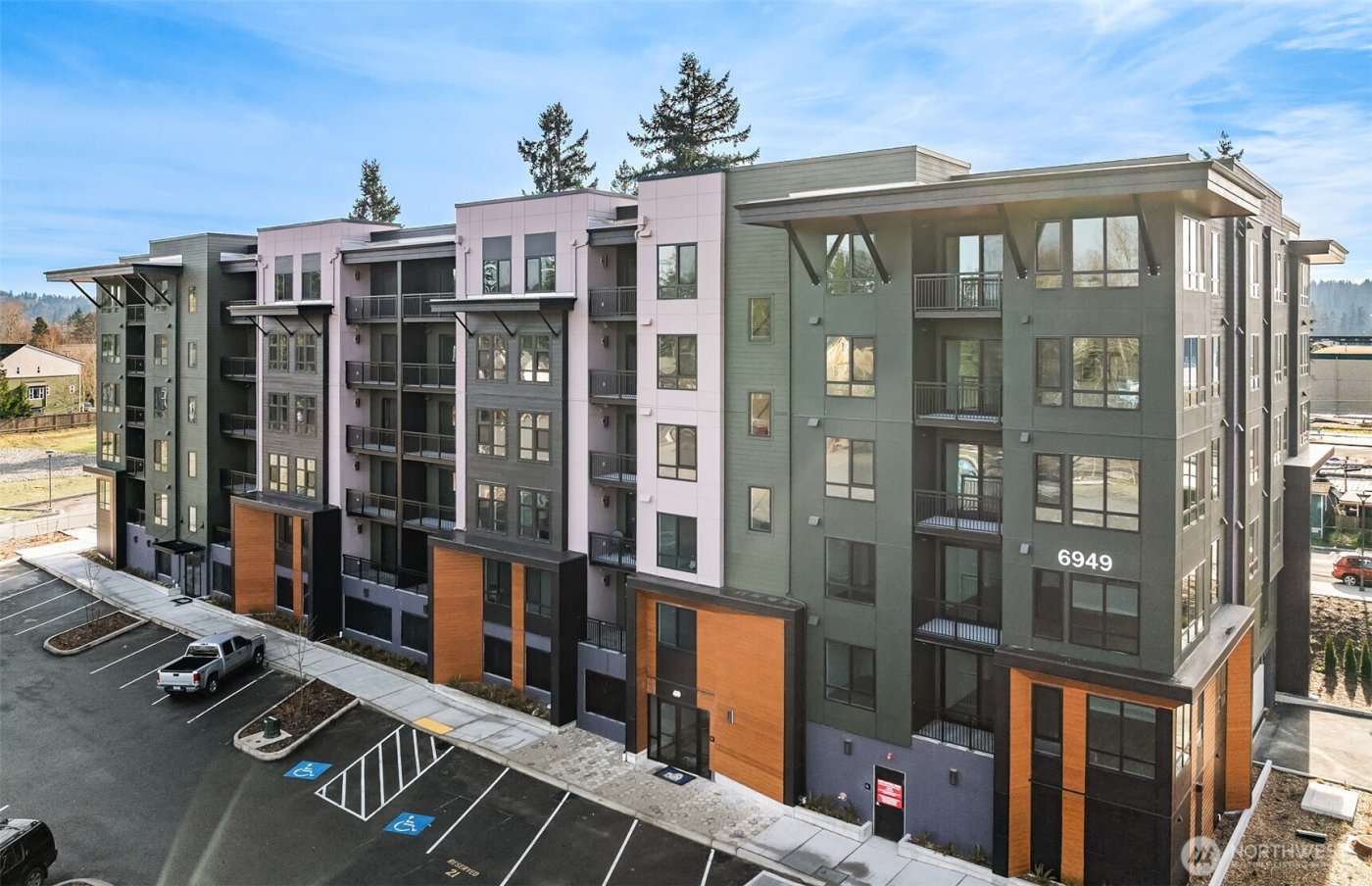 6949 NE 184th Lane #412, Kenmore, WA 98028
