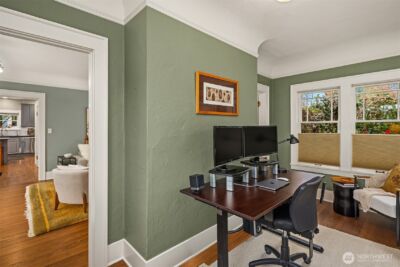 3609 Burke Avenue N, Seattle, WA 98103 - Photo 20