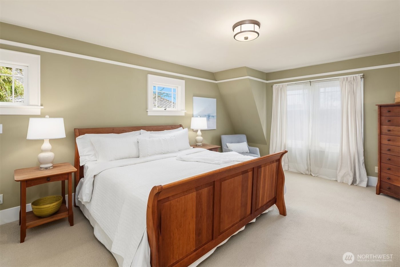 3609 Burke Avenue N, Seattle, WA 98103