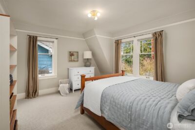 3609 Burke Avenue N, Seattle, WA 98103 - Photo 28