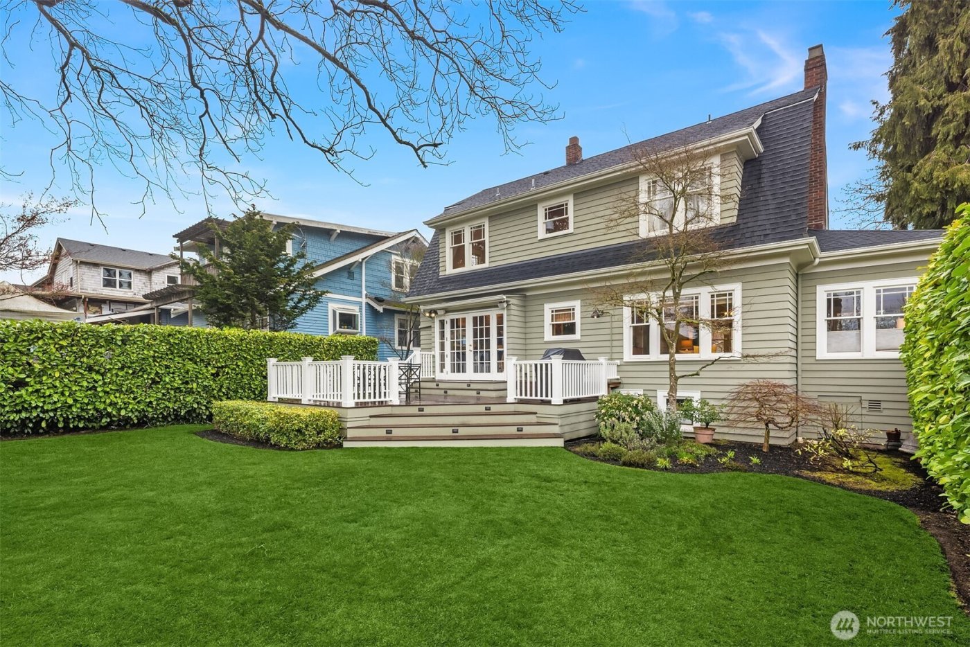 3609 Burke Avenue N, Seattle, WA 98103