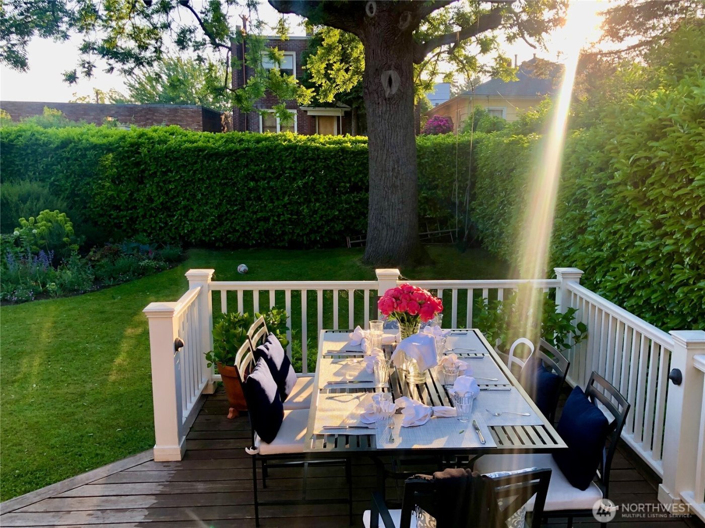 3609 Burke Avenue N, Seattle, WA 98103