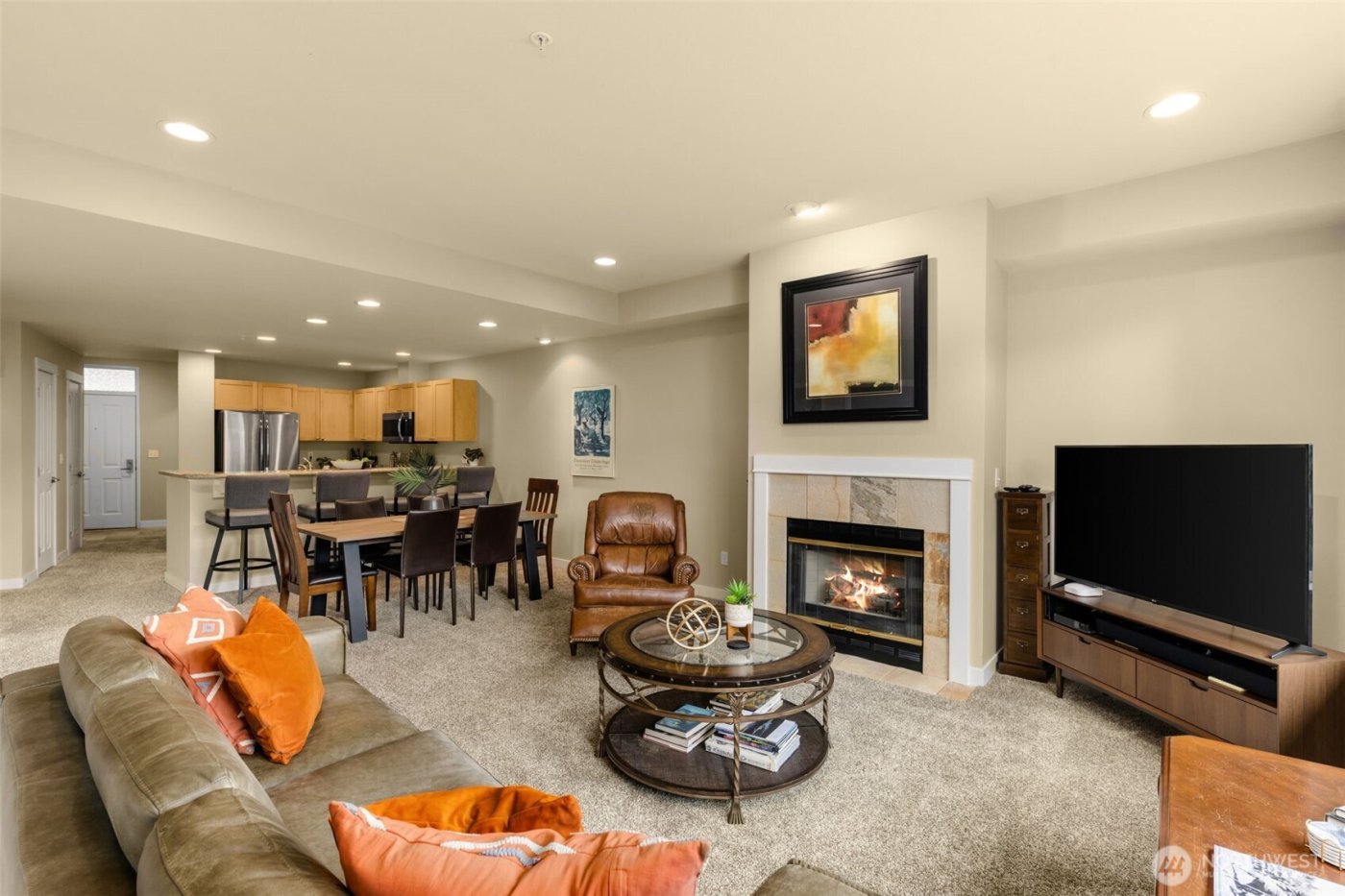 1000 Cabin Creek Lane SW #D304, Issaquah, WA 98027