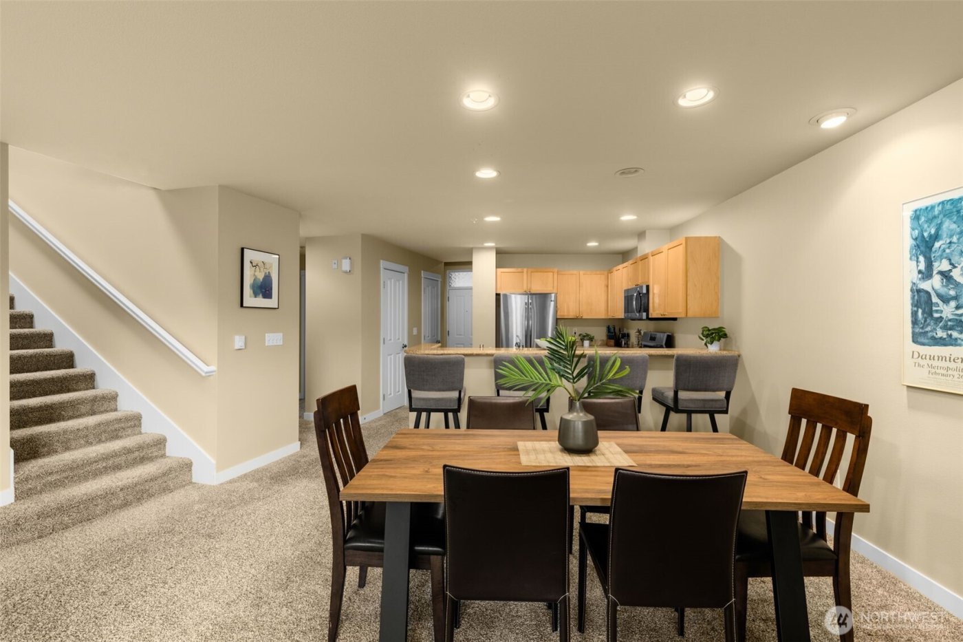 1000 Cabin Creek Lane SW #D304, Issaquah, WA 98027