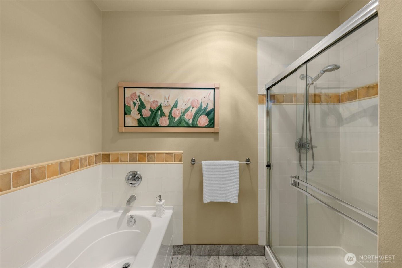 1000 Cabin Creek Lane SW #D304, Issaquah, WA 98027