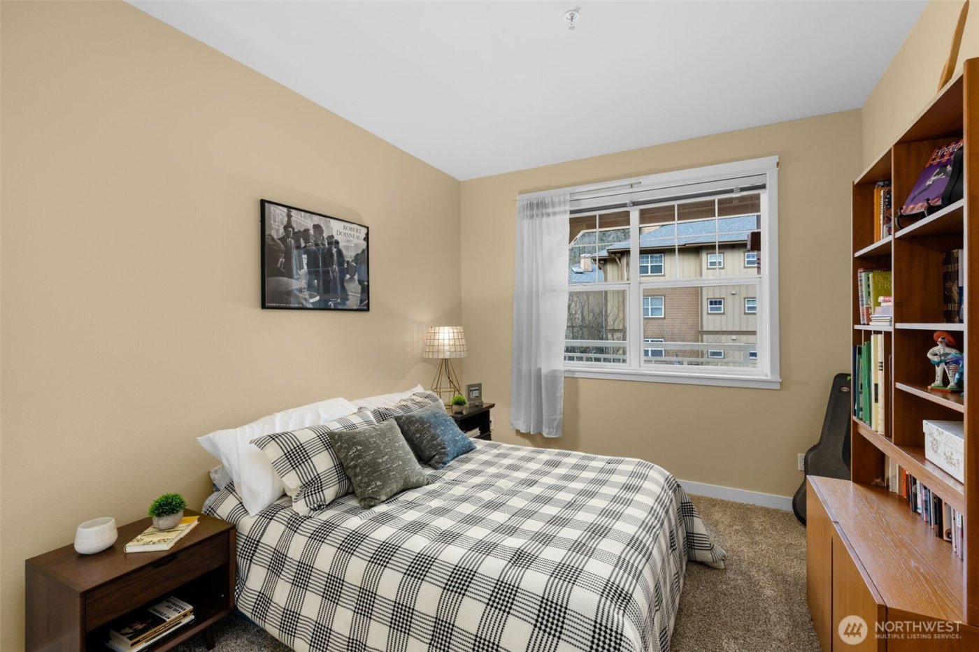 1000 Cabin Creek Lane SW #D304, Issaquah, WA 98027