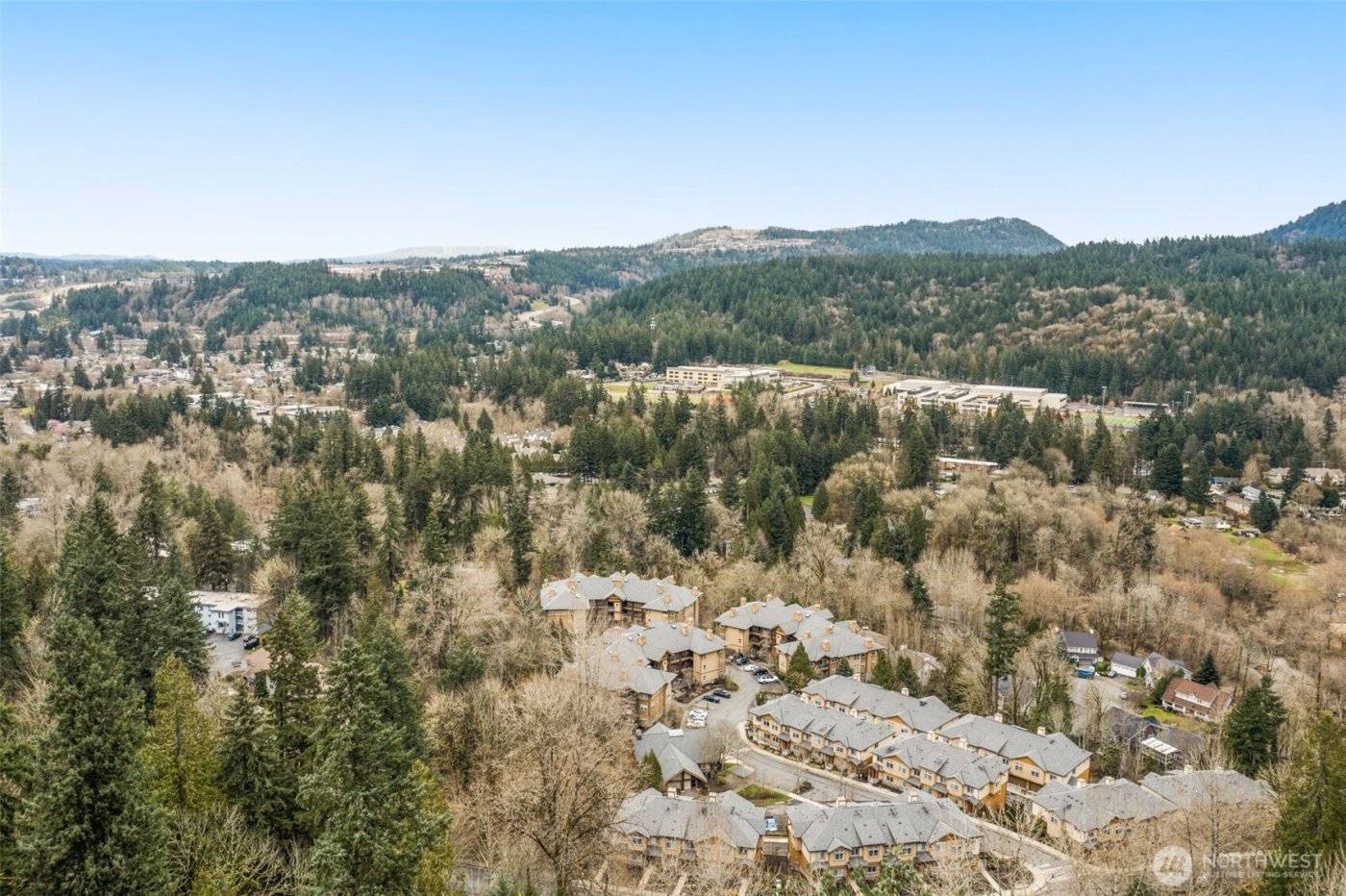 1000 Cabin Creek Lane SW #D304, Issaquah, WA 98027