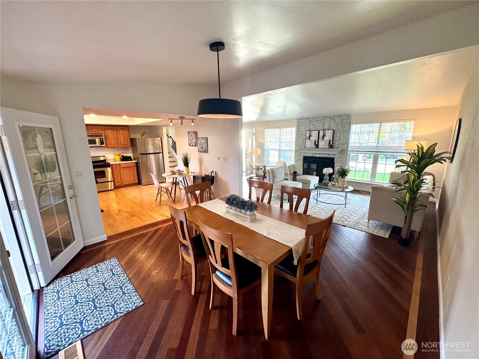 12821 87th Avenue NE, Kirkland, WA 98034