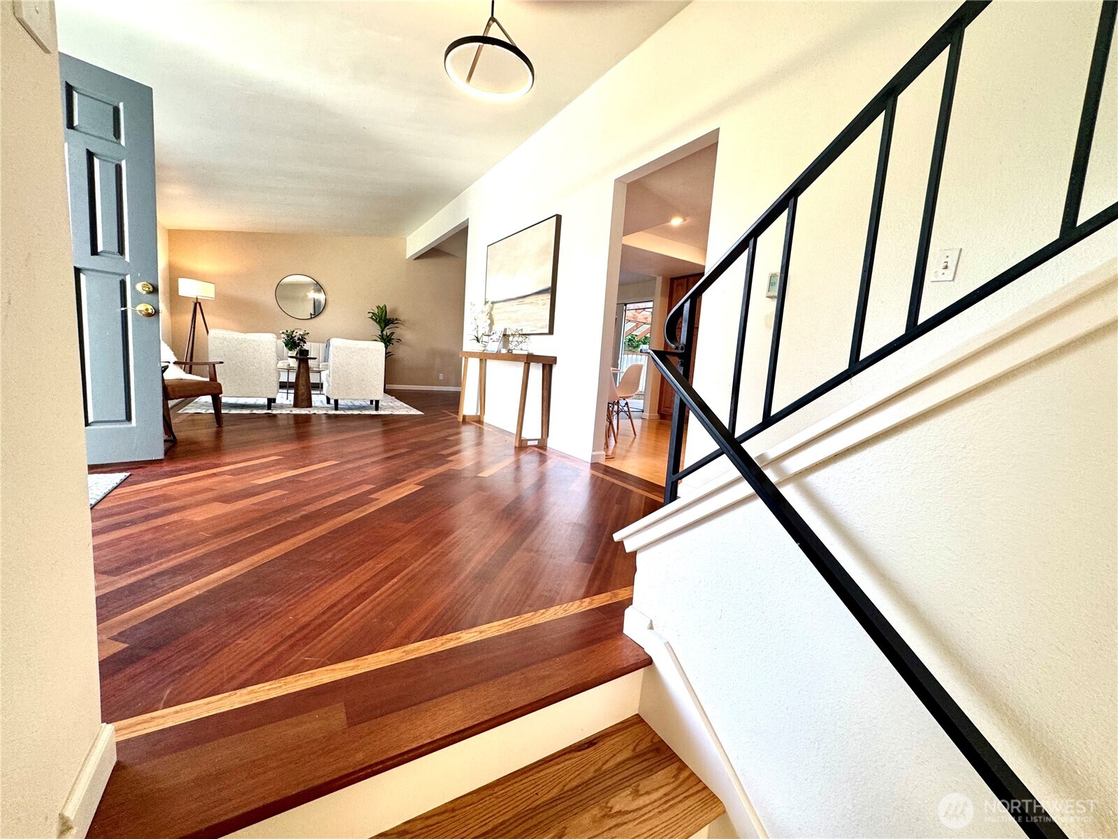 12821 87th Avenue NE, Kirkland, WA 98034