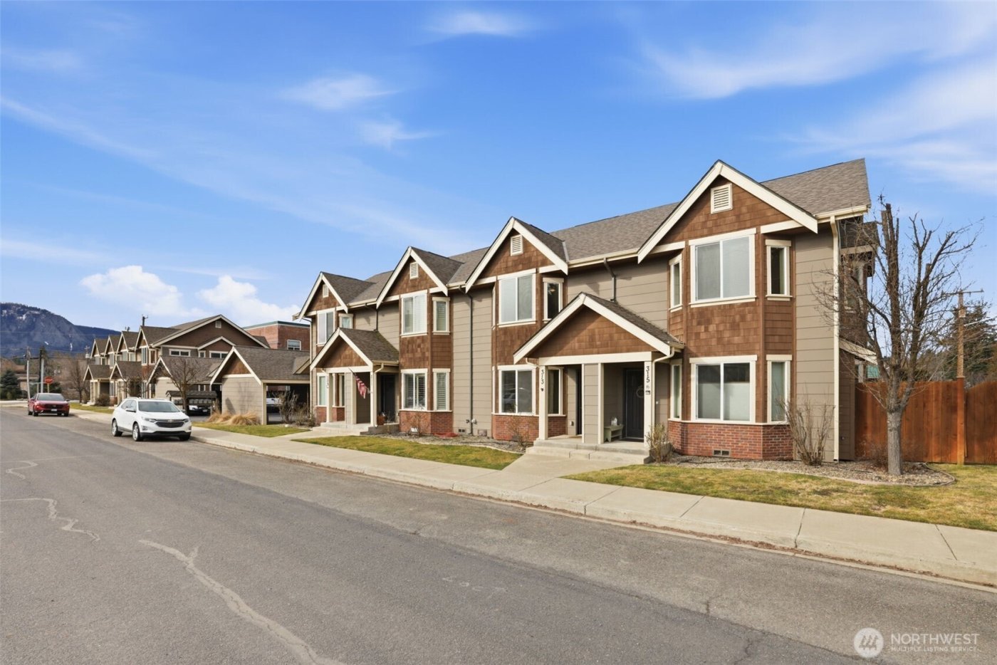 313 N Wright Avenue , Cle Elum, WA 98922