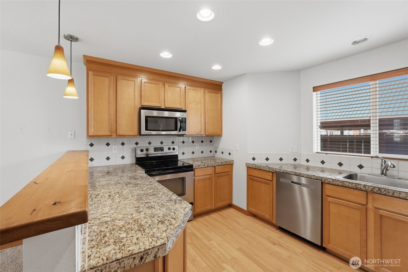 313 N Wright Avenue , Cle Elum, WA 98922