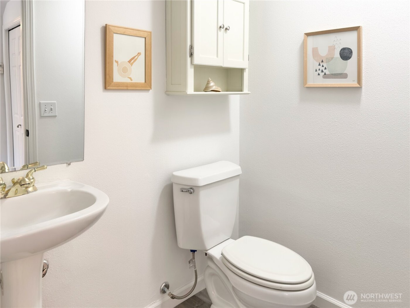 210 10th Street #4, Kirkland, WA 98033