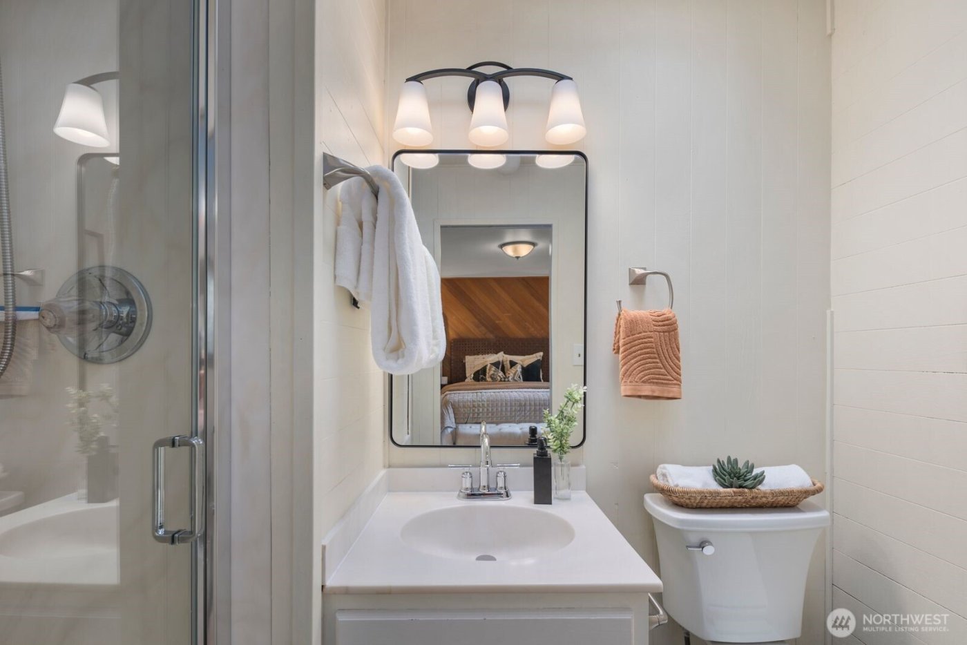 200 NW 177th Street , Shoreline, WA 98177