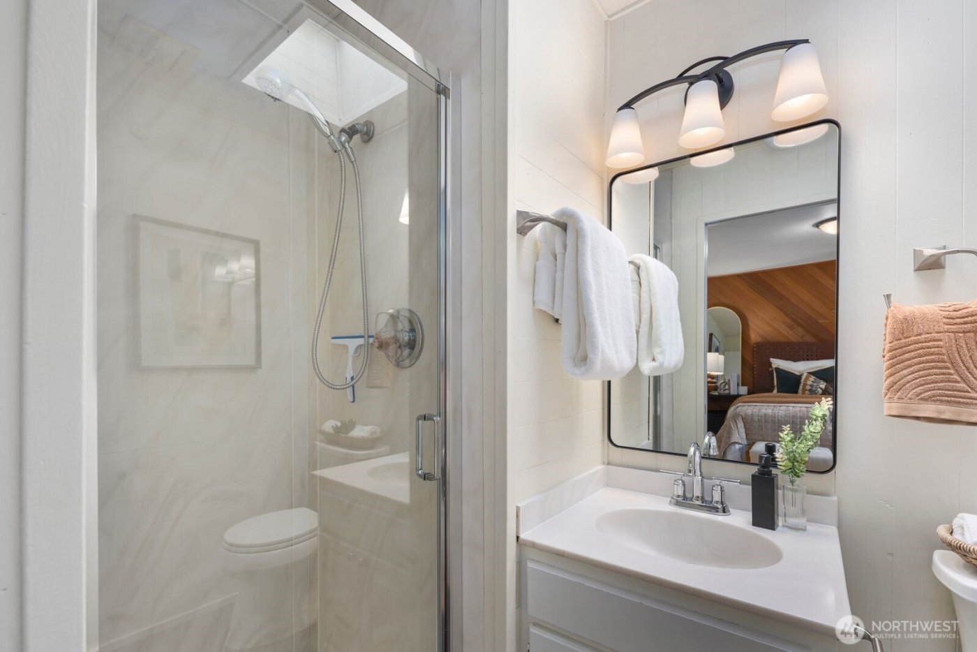 200 NW 177th Street , Shoreline, WA 98177