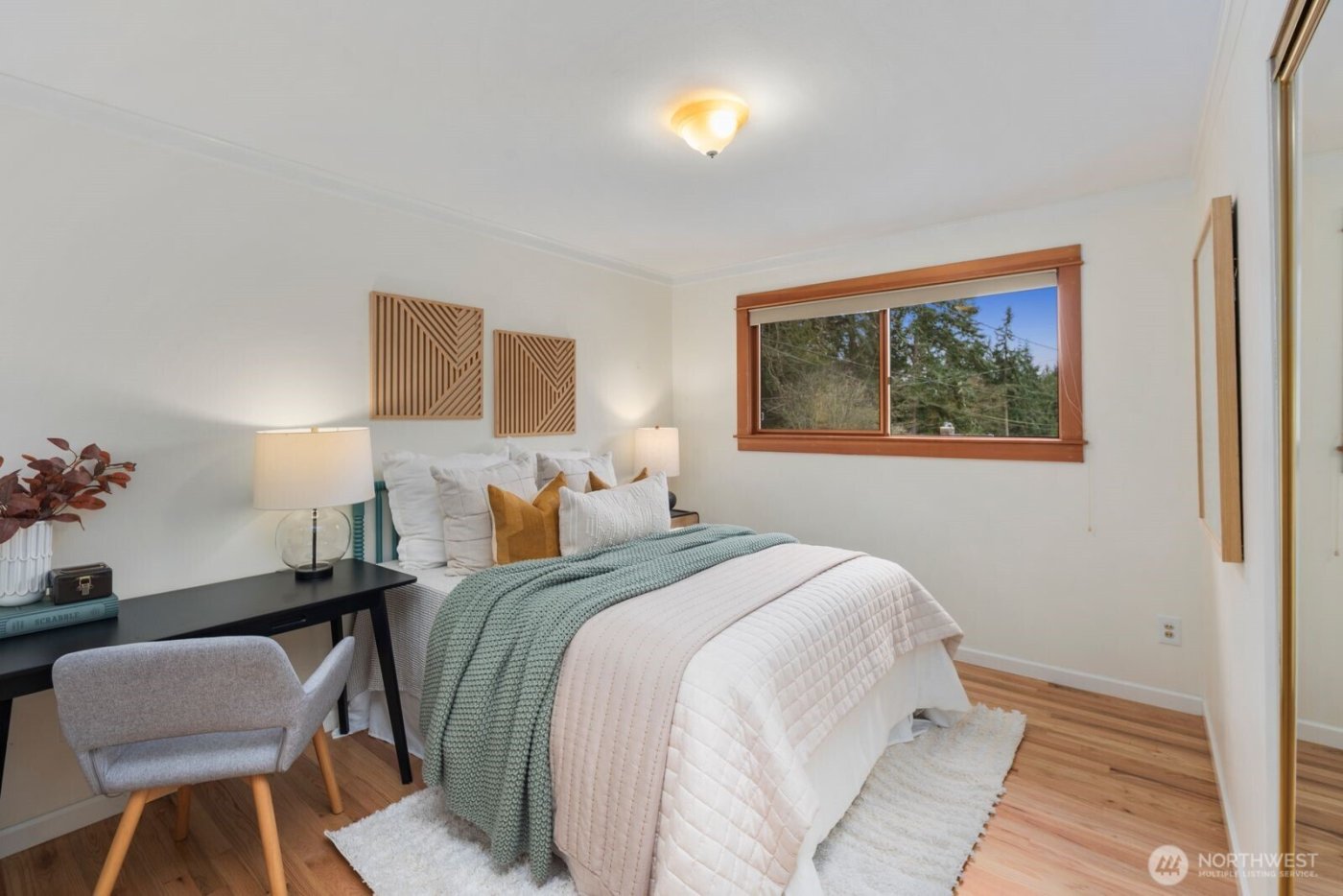 200 NW 177th Street , Shoreline, WA 98177