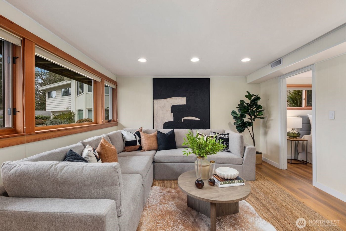 200 NW 177th Street , Shoreline, WA 98177