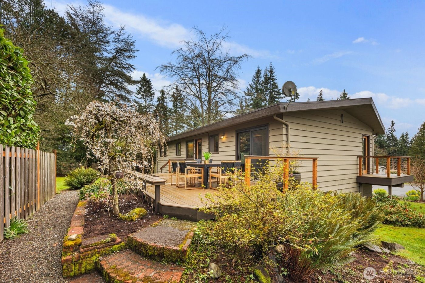 200 NW 177th Street , Shoreline, WA 98177