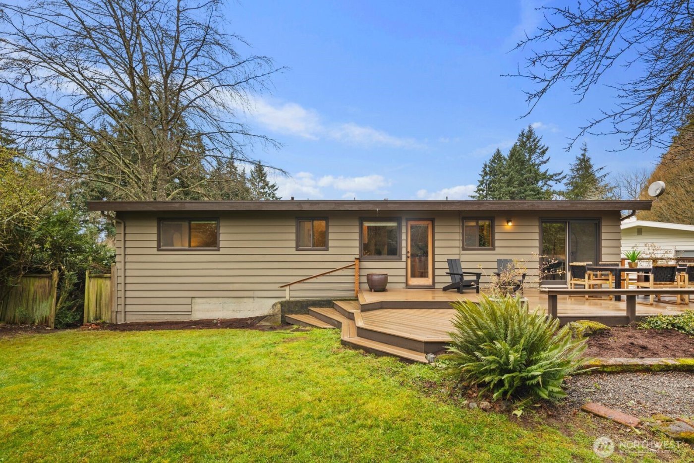 200 NW 177th Street , Shoreline, WA 98177