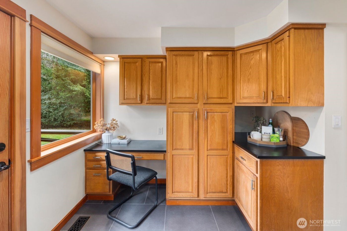 200 NW 177th Street , Shoreline, WA 98177