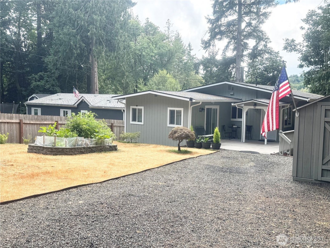 450 E Parkway Blvd , Shelton, WA 98584
