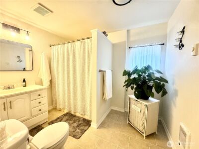 450 E Parkway Blvd , Shelton, WA 98584 - Photo 14