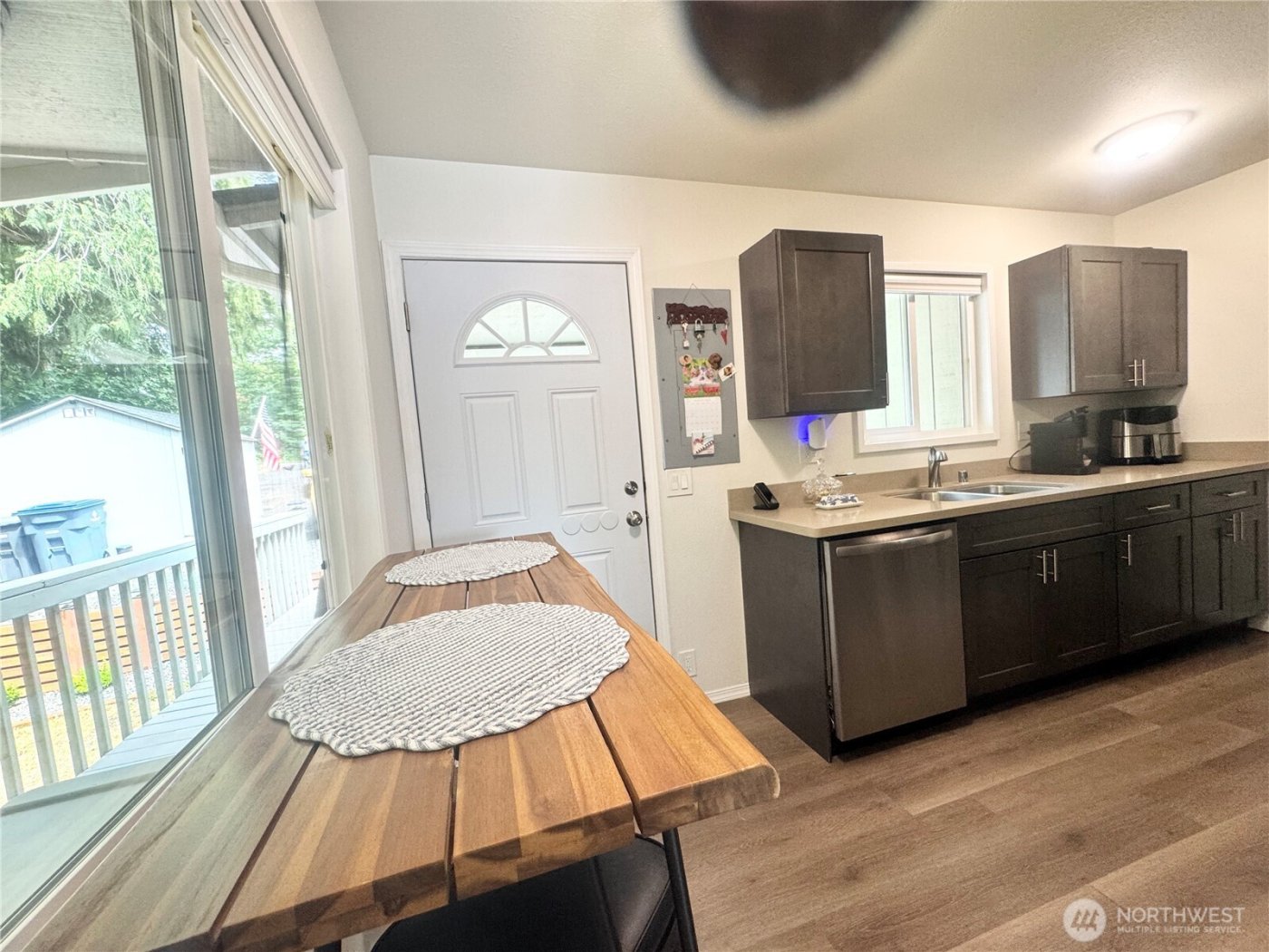 450 E Parkway Blvd , Shelton, WA 98584