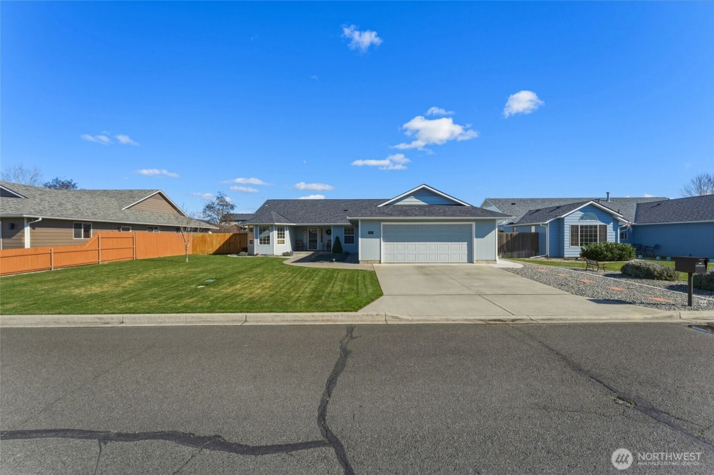 2021 Gemstone Drive , Walla Walla, WA 99362