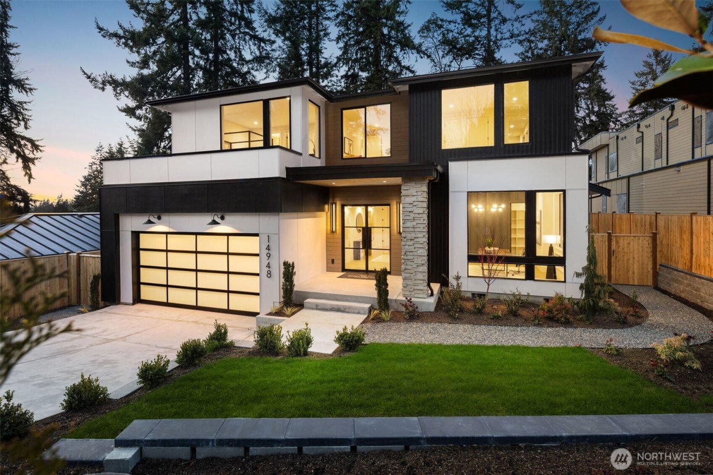 14948 SE 43rd Street , Bellevue, WA 98006