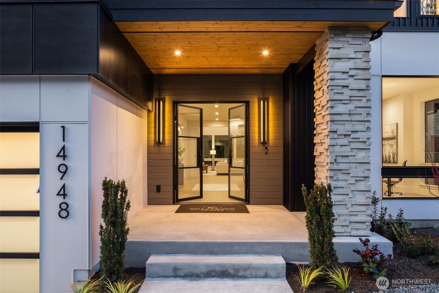 14948 SE 43rd Street , Bellevue, WA 98006